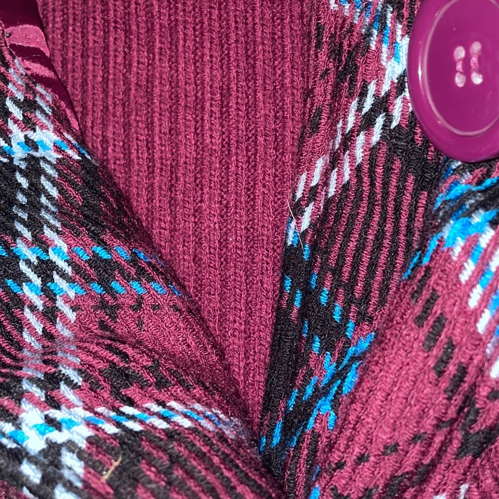 Vest - Picture 3 of 3